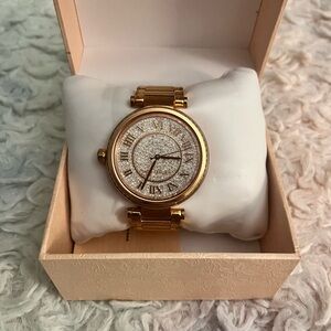 Michael Kors Diamond and Gold Used Watch BATTERIES!! Like new. Slight tarnish